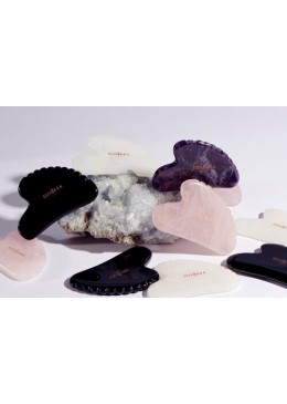 GUA SHA COEUR A DENTS QUARTZ ROSE